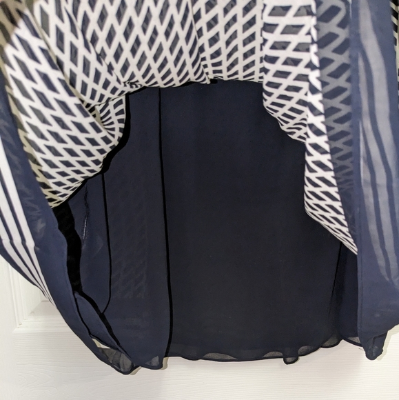 Talbots 4P Petite pleated skirt fully lined Navy & white Sheer Polyester - Picture 2 of 12